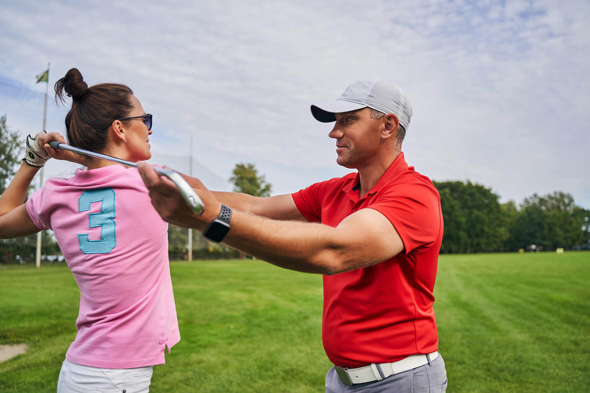 female-golfer-learning-to-make-a-backswing-2023-11-27-05-36-25-utc.jpg