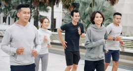 jogging-college-students-2021-08-31-07-04-46-utc.jpg